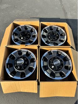 18" Ford F-250 F-350 OEM TREMOR Take Off Wheels