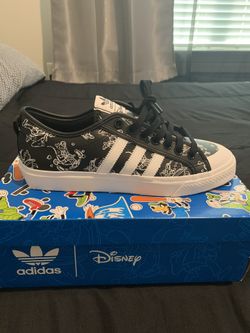 Adidas nizza Disney shoes size 9