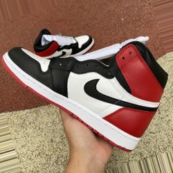 Jordan 1 Black Toe 1