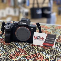Sony A7r III Mirrorless Camera