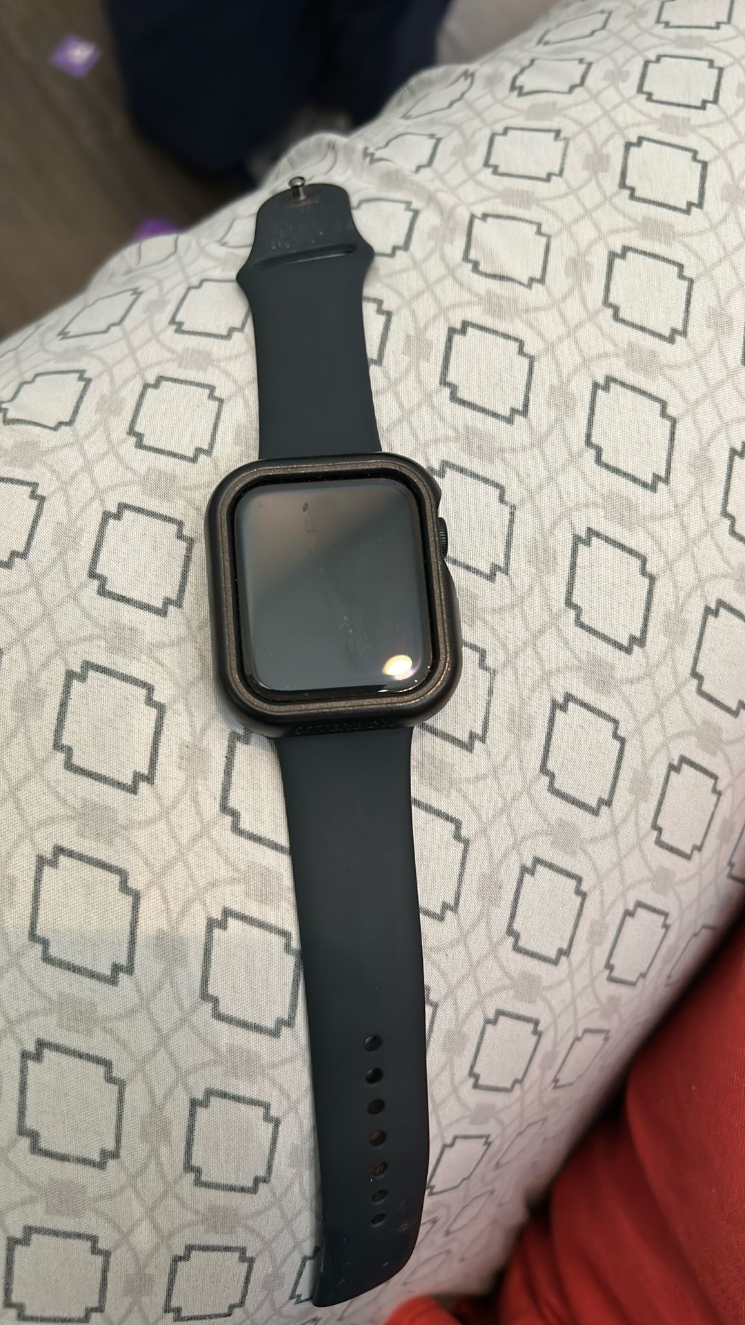 Apple SE 2nd Generation 44m with Cellular 