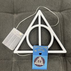 Harry Potter Pin And Light