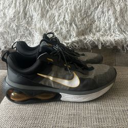 Nike Air Max Size 15