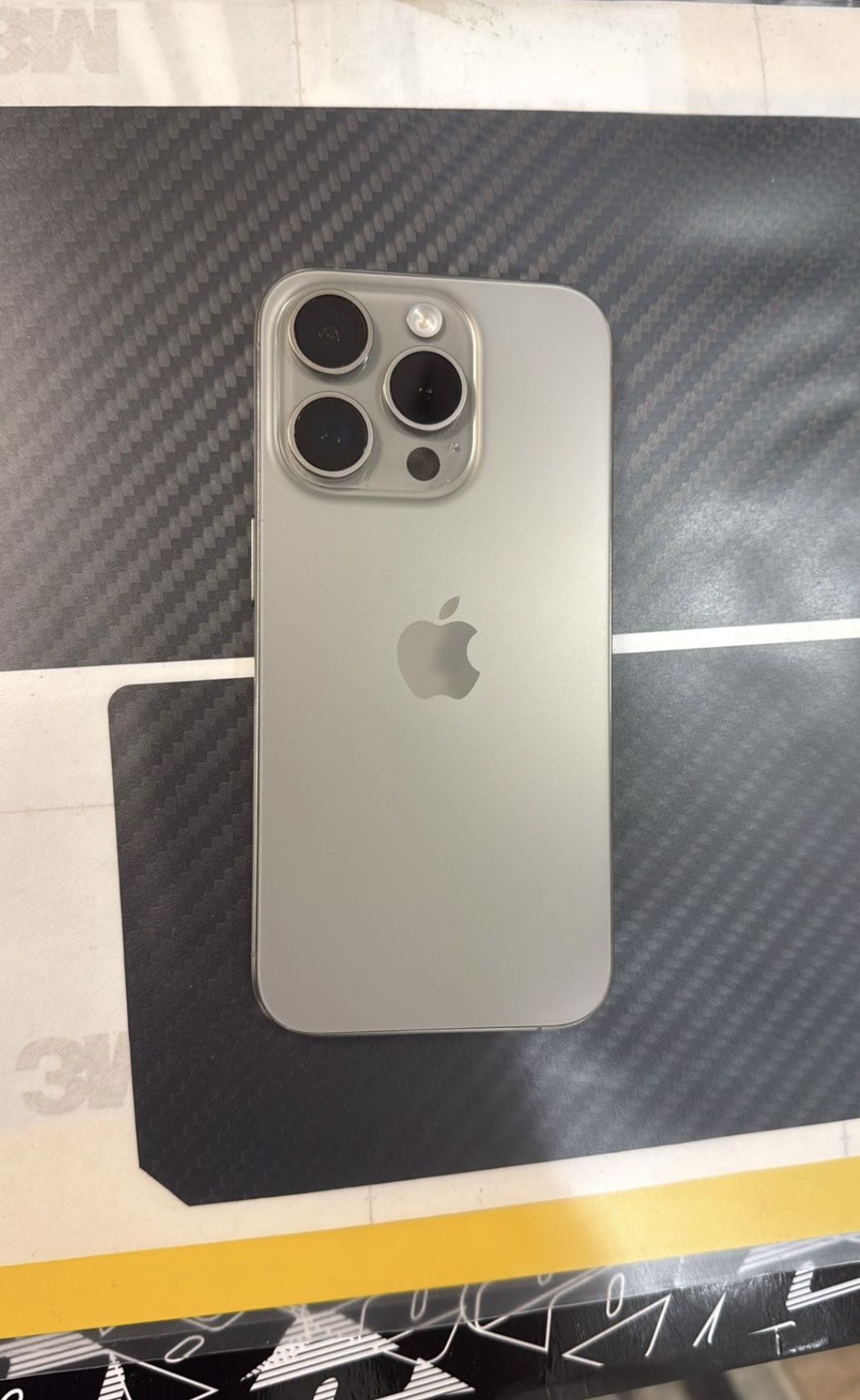 Apple iPhone 15 Pro T-Mobile Metro Simple Mobile Mint Mobile 10/10 Condition Grey Color 128gb 100% Battery Cycle Count