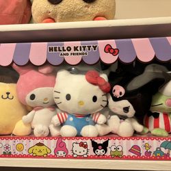 Hello Kitty and Friends Plushie Set!