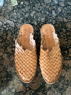 Like New Mexas Women Leather Sandals