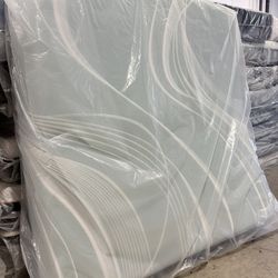 King Mattress Tempurpedic LuxeAdapt Soft 2.0  Take It Today For Only $50 Down P