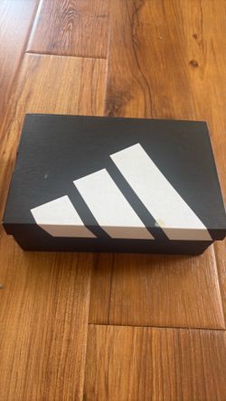 Adidas Woman Tennis Shoes Ultra Boost