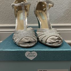 Betsey Johnson Heels Glittery Shoes 8