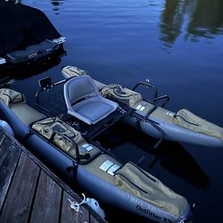 Pontoon Fishing Boat