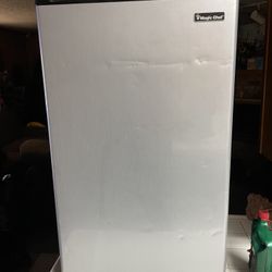 Lil Refrigerator