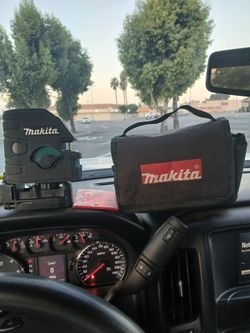 Selling A Makita Sk 104 Lazer With Target Lens And Bag Used But Good Condition  140 Obo 