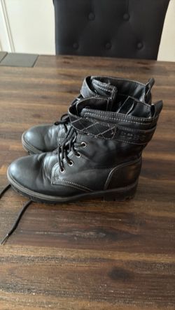 Kids shoes-BCBG