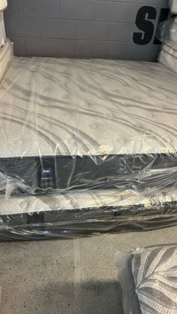 Biggest Mattress Sale‼️🇺🇸😴💤 Everything In Store $599 OR LESS