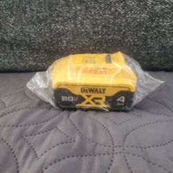 DEWALT Battery 4Ah New