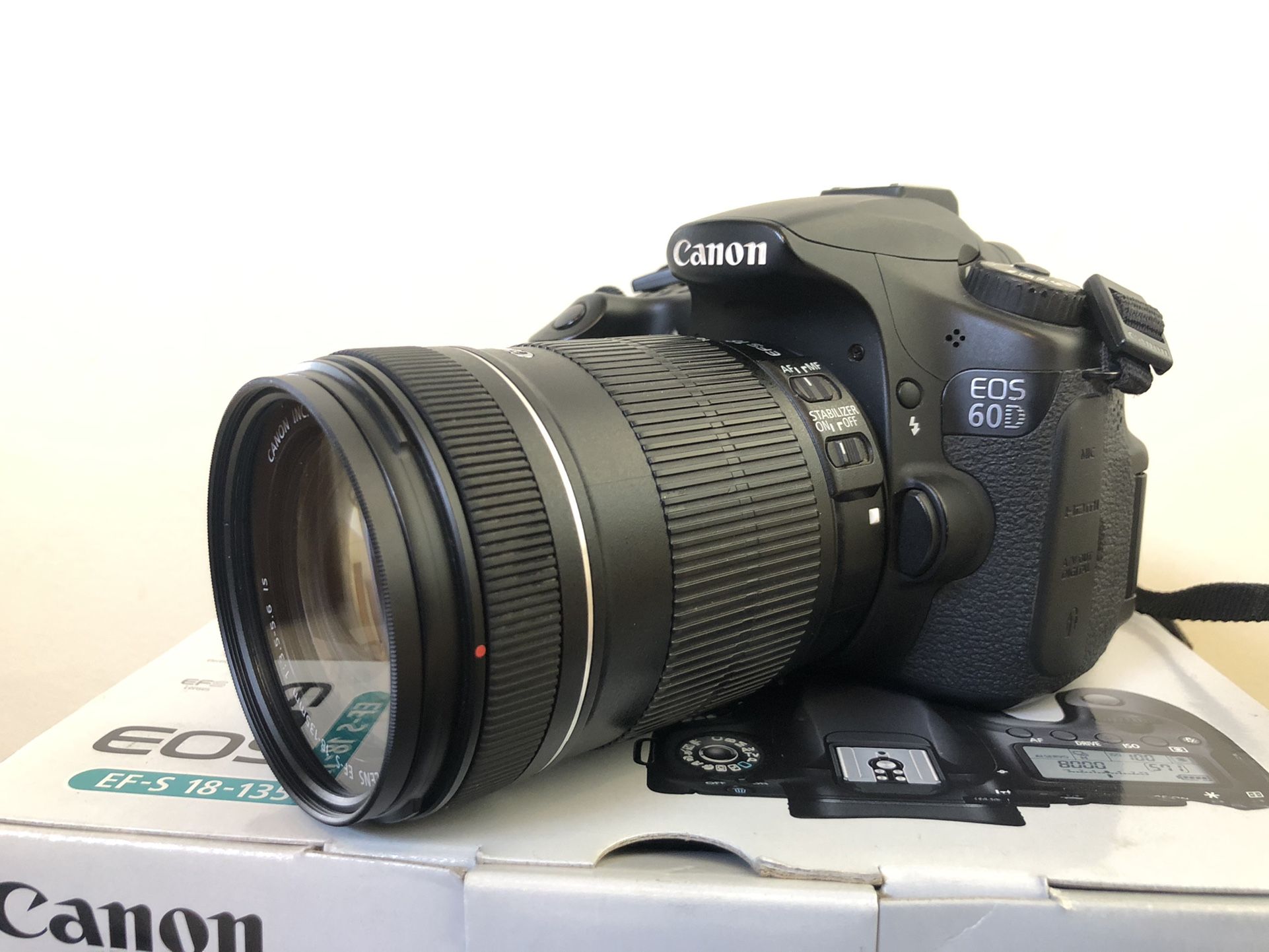 CANON 60D KIT WITH LENS 18-135mm