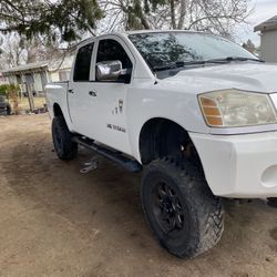 2005 Nissan Titan