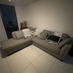 Grey Fabric Sectional Couch/Sofa