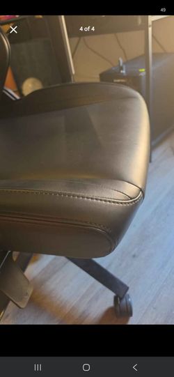 Secretlab Titan evo gaming chair nanogen