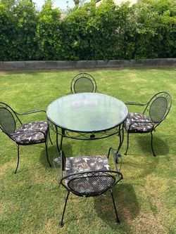 Woodard Vintage Patio Set