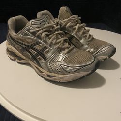 ASICS Gel Size 10.5