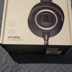 audio technica Bluetooth Headphones 
