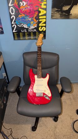 Red Fender Squier Mini