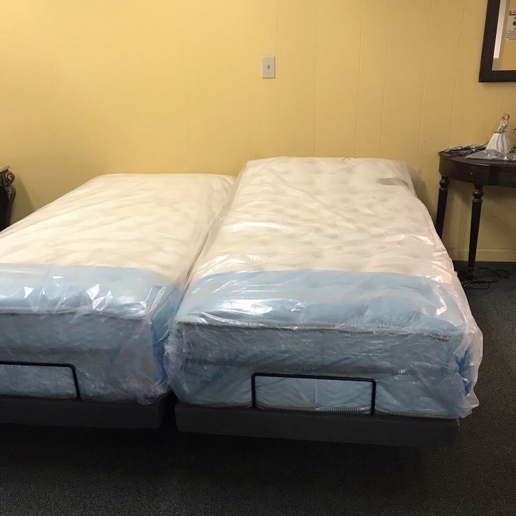 Brand New King Size Adjustable Bed With Mattress $999.financing  Available No Credit Needed 