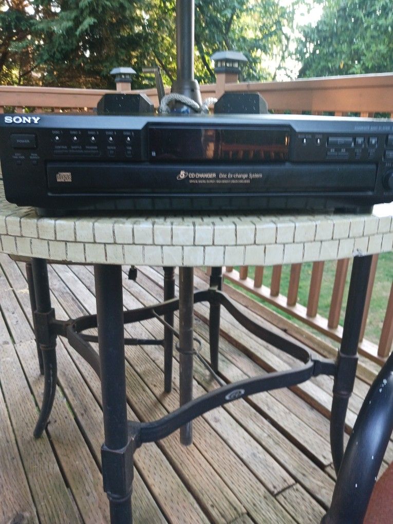 Sony 5 Disc CD changer