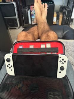 Like new Nintendo switch oled working