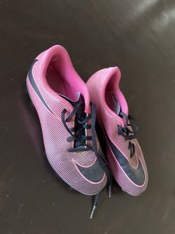 Nike girls soccer cleats size 4.5Y