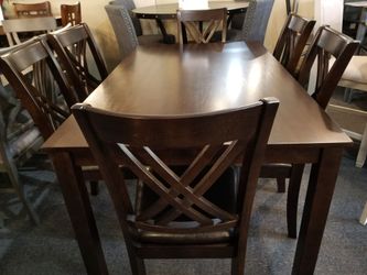 BRAND NEW BROWN DINING TABLE (60"×36"×30"H) + 6 CHAIRS