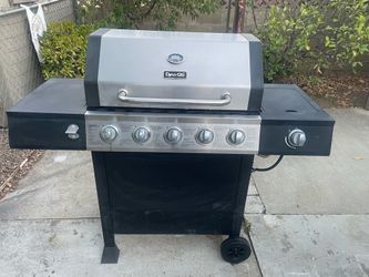 Gas grill