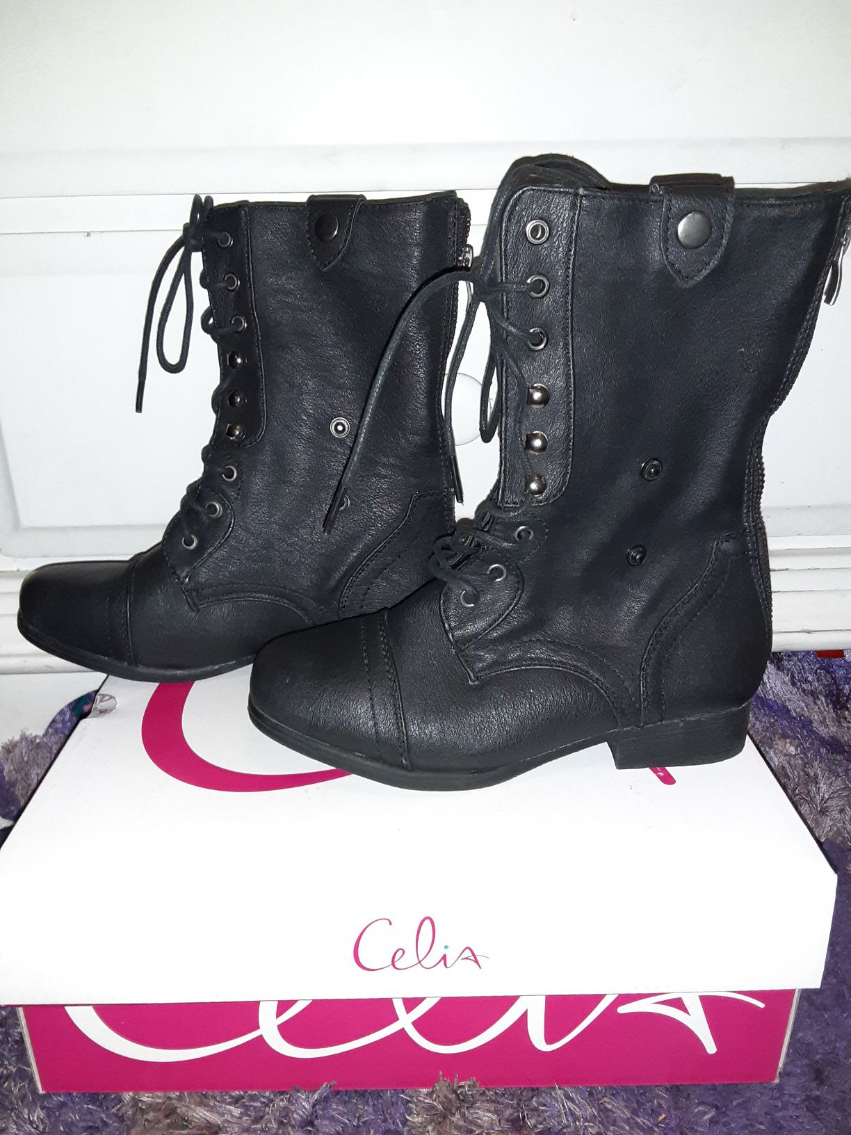 New boots for girls size 4