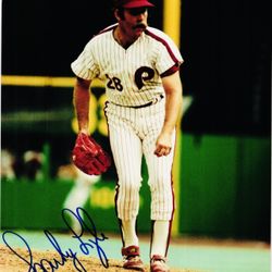 BAS COA SPARKY LYLE SIGNED 8x10 BASEBALL PHOTO