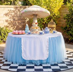 Alice in Wonderland themed decorations