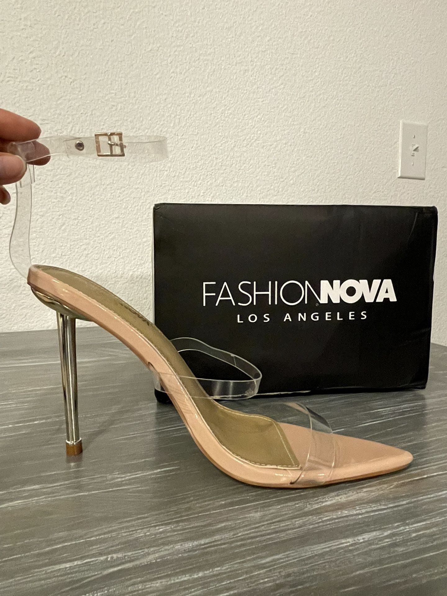 Fashion Nova Heels Sz 10
