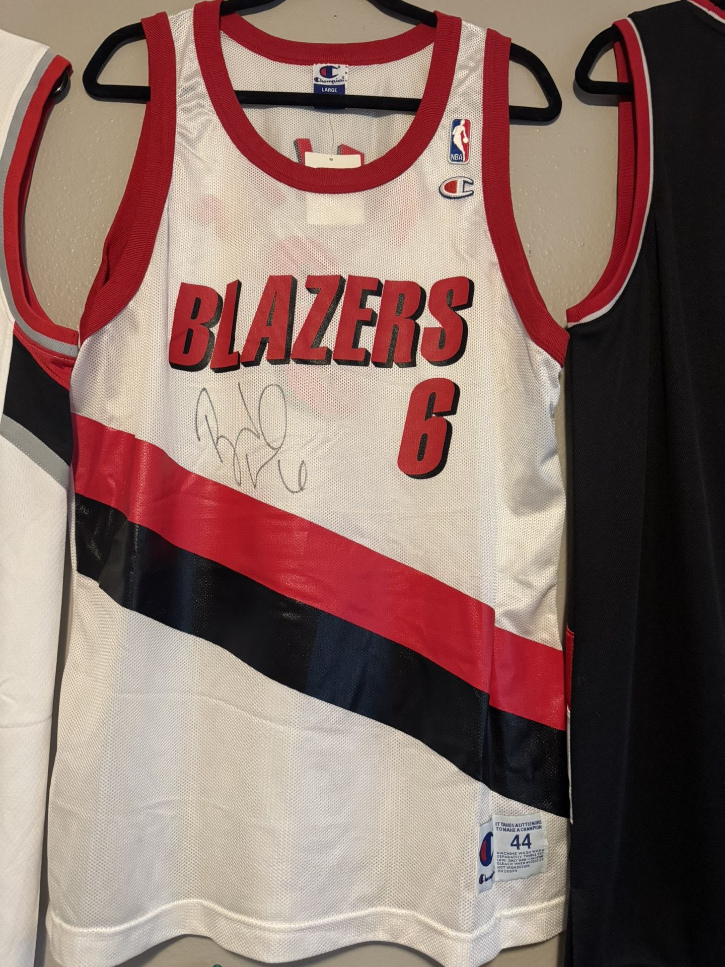 Vintage Bonzi Wells Autograph Portland Trail Blazers Jersey