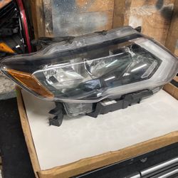 Fit for 2017-2020 Nissan Rogue Front Right Passenger Side Headlight Headlamp