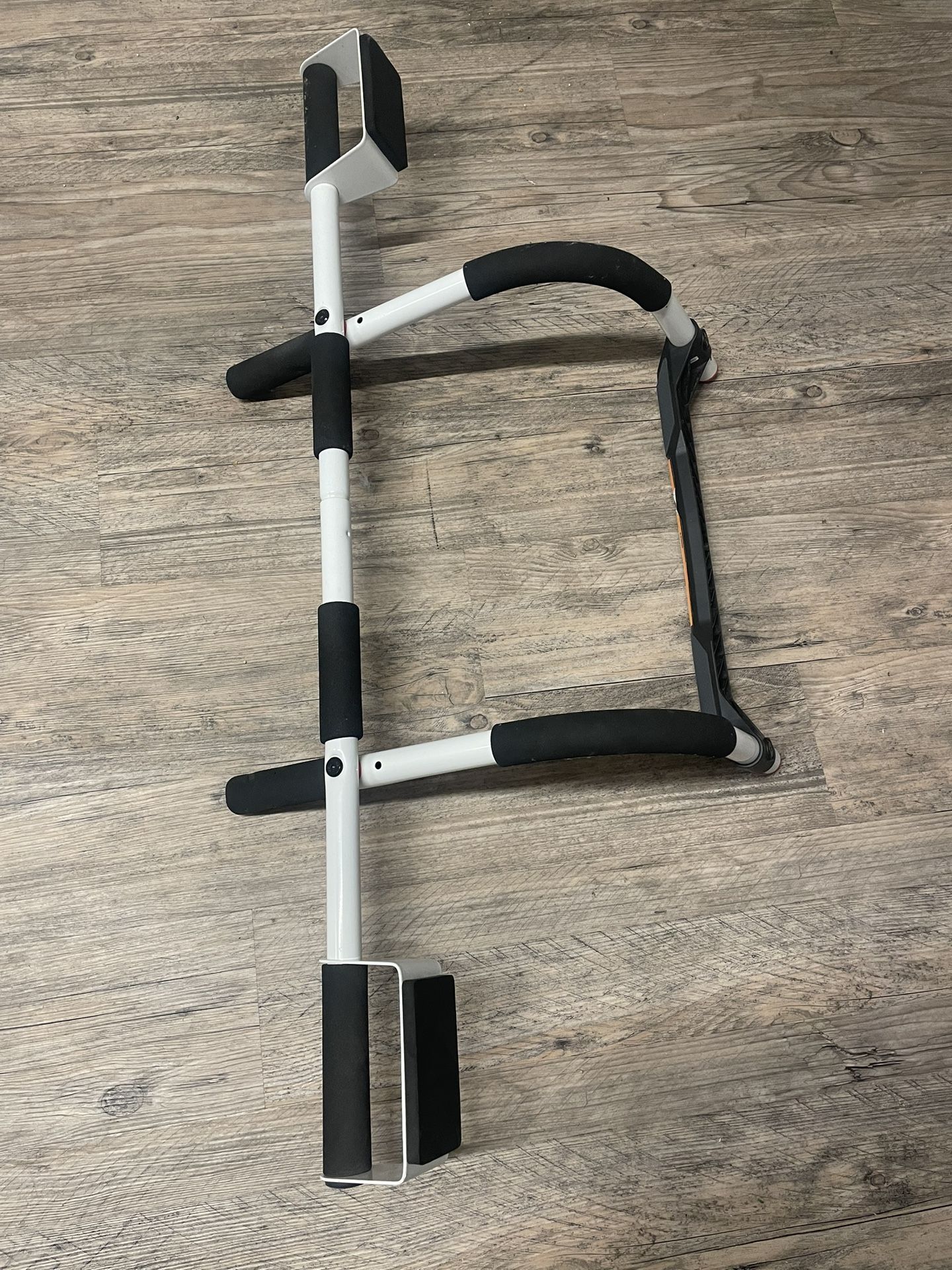 Push Up & Pull Up Bar (New)