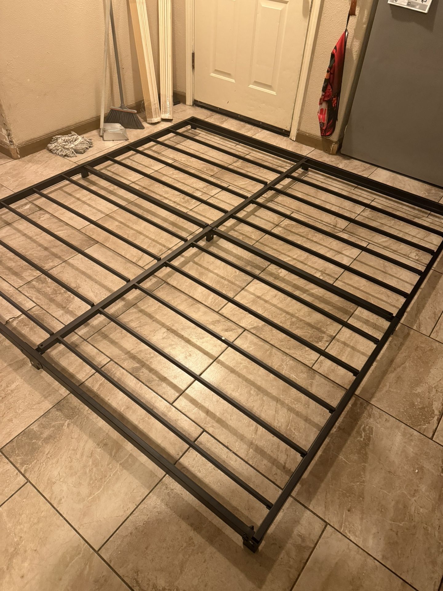 King Size Metal Platform Bed Frame