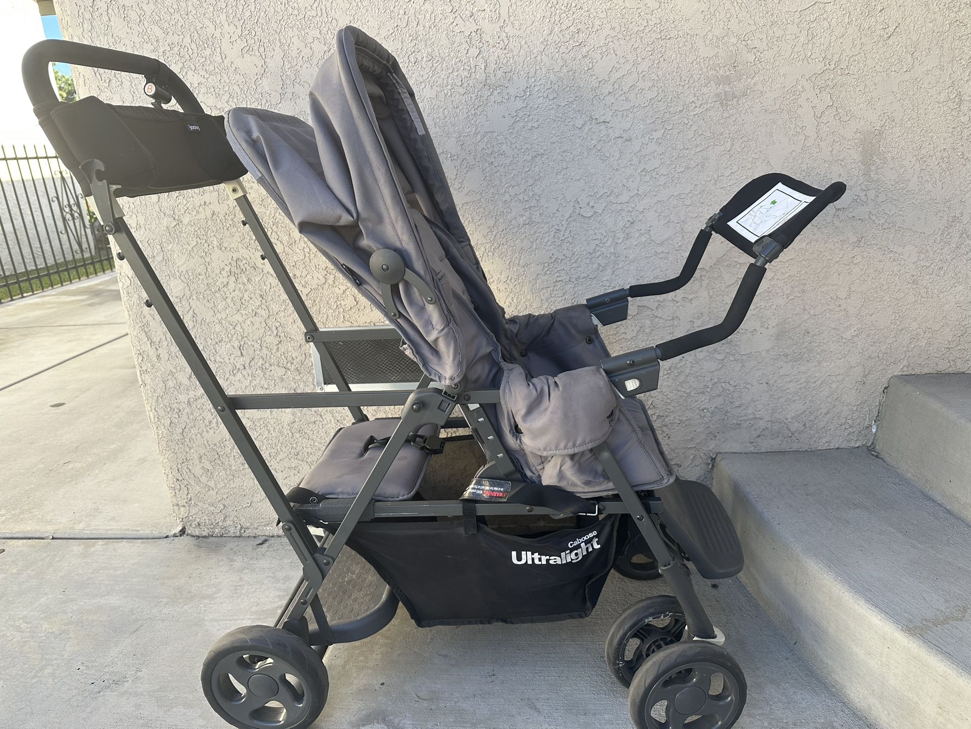 Double Stroller Jovvy 