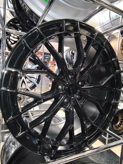 THE 20" PRECISION SHOP 💨 Don't risk your ride at just any shop. We specialize in 5x120 20" setups, ensuring zero issues and a perfect fit every time.