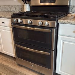 GE Oven, Microwave & Dishwasher 