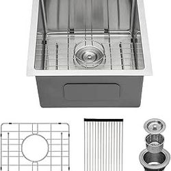 Lordear Stainless steel Undermount kitchen sink Undermount 19-in x 18-in Stainless Steel Single Bowl Kitchen Sink