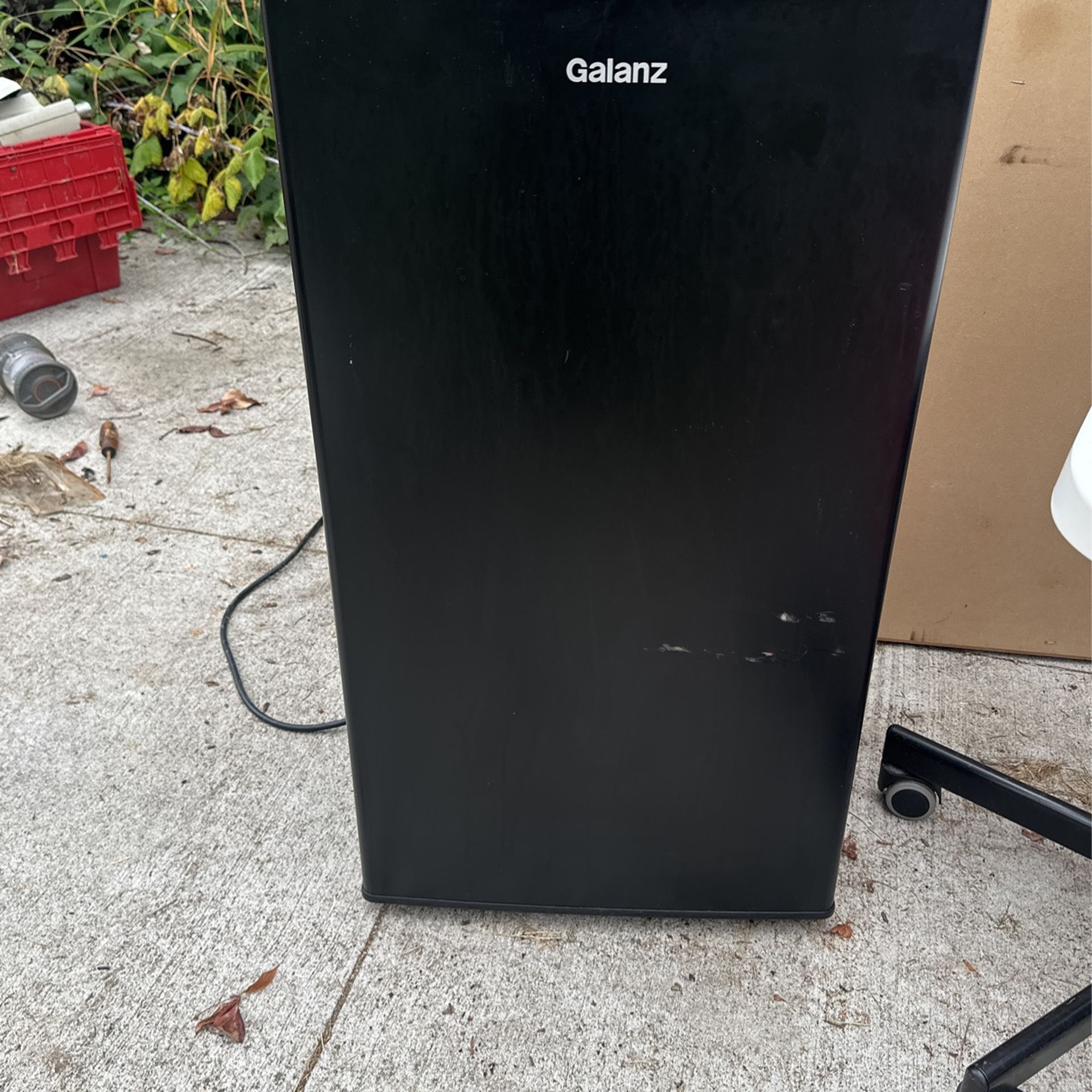Mini Fridge