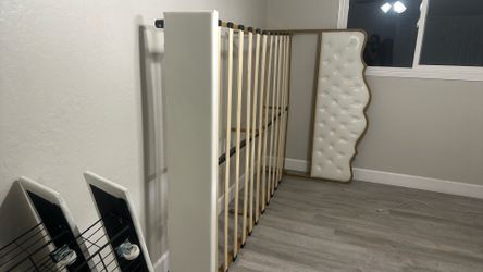 Queen Bed
