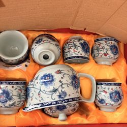 Vintage Blue Floral Chinese Tea Set - 7 Pieces with Original Box
