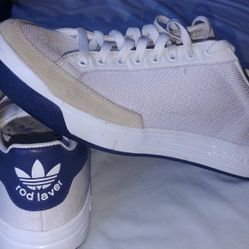 Vintage Adidas Rod Laver Tennis