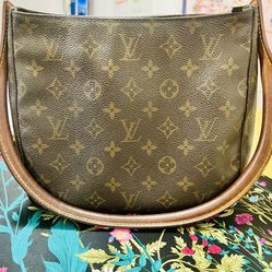 Louis Vuitton Monogram Looping Bag MM